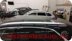 Vehicle photo 8