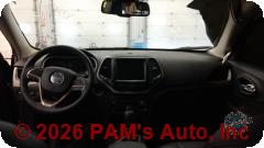 Vehicle photo 14