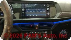 Vehicle photo 13