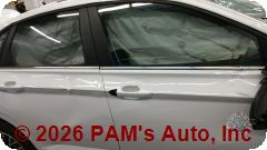 Vehicle photo 3