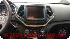 Vehicle photo 13