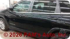 Vehicle photo 7