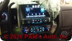 Vehicle photo 13