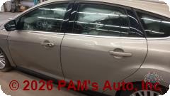 Vehicle photo 7