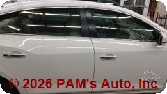 Vehicle photo 3