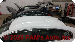 Vehicle photo 8