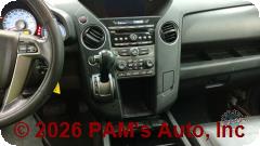 Vehicle photo 14
