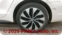 Vehicle photo 9