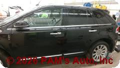 Vehicle photo 7