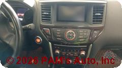 Vehicle photo 13