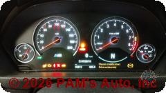 Vehicle photo 12