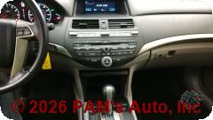 Vehicle photo 14