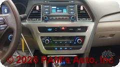 Vehicle photo 13
