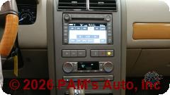 Vehicle photo 13