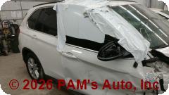 Vehicle photo 3