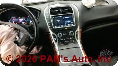Vehicle photo 14
