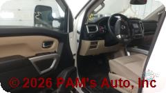Vehicle photo 10