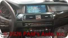 Vehicle photo 13