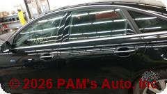 Vehicle photo 7