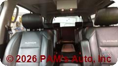Vehicle photo 11