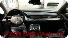 Vehicle photo 14