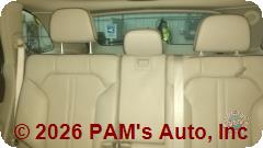 Vehicle photo 11