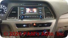 Vehicle photo 13