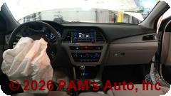 Vehicle photo 14
