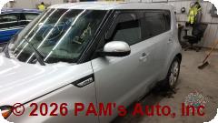 Vehicle photo 7