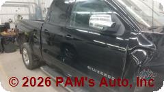 Vehicle photo 3