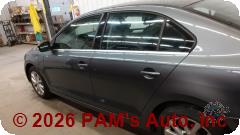 Vehicle photo 7