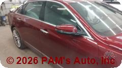 Vehicle photo 3