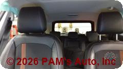 Vehicle photo 11