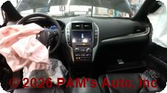 Vehicle photo 14