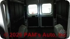 Vehicle photo 11