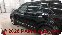 Vehicle photo 7