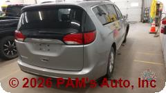 Vehicle photo 5