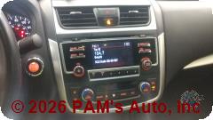 Vehicle photo 13