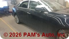 Vehicle photo 3