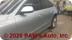 Vehicle photo 7