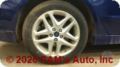 Vehicle photo 9