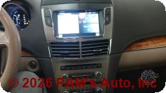 Vehicle photo 13
