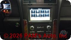 Vehicle photo 13