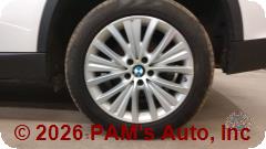 Vehicle photo 9