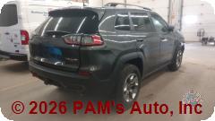 Vehicle photo 5