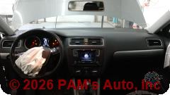 Vehicle photo 14
