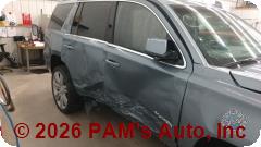 Vehicle photo 3
