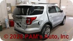 Vehicle photo 5
