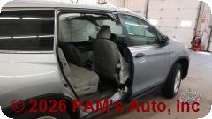 Vehicle photo 3
