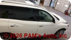 Vehicle photo 3